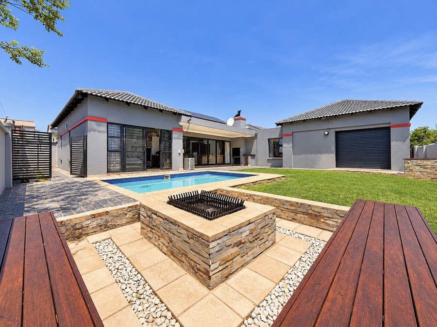 4 Bedroom Property for Sale in Equestria Gauteng
