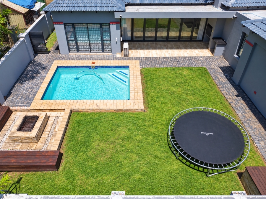 4 Bedroom Property for Sale in Equestria Gauteng