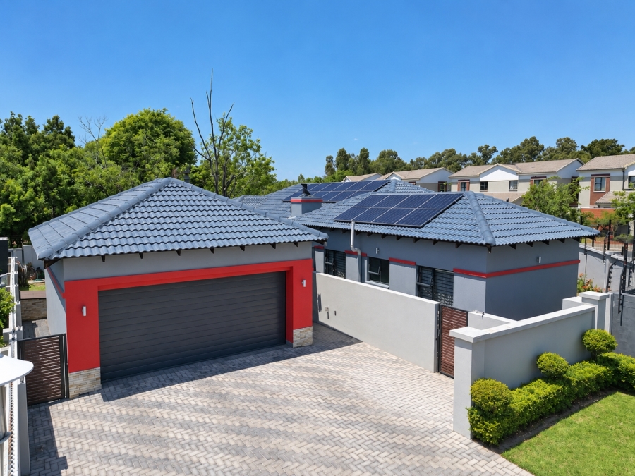 4 Bedroom Property for Sale in Equestria Gauteng