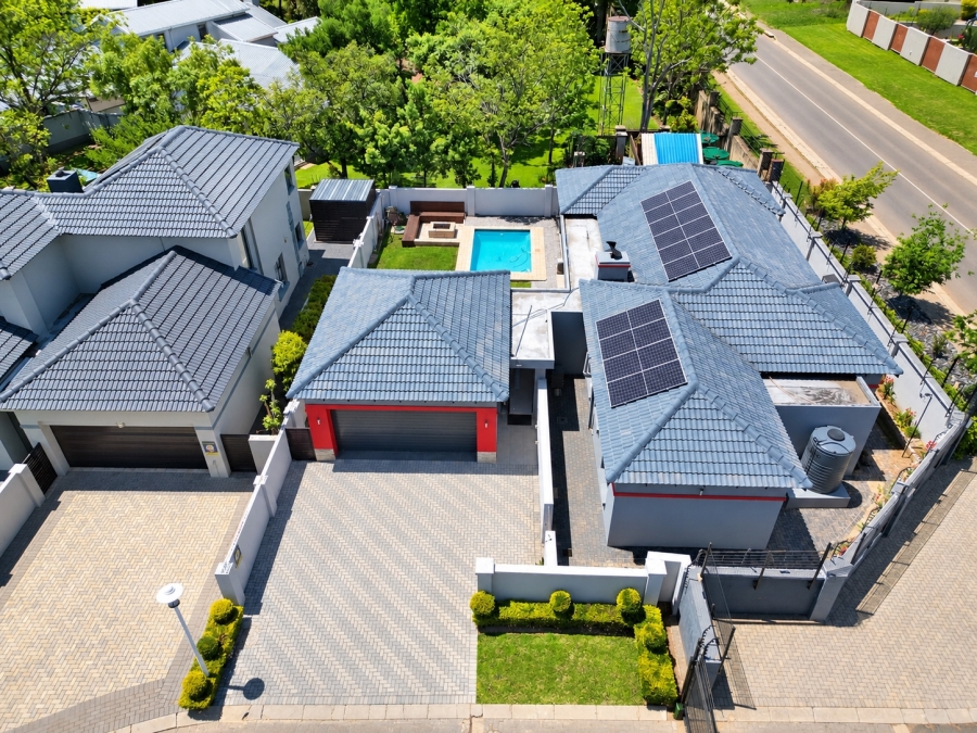 4 Bedroom Property for Sale in Equestria Gauteng