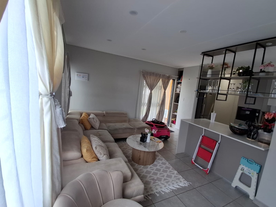 3 Bedroom Property for Sale in Lotus Gardens Gauteng