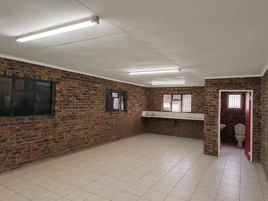 To Let Commercial Property for Rent in Pomona Gauteng