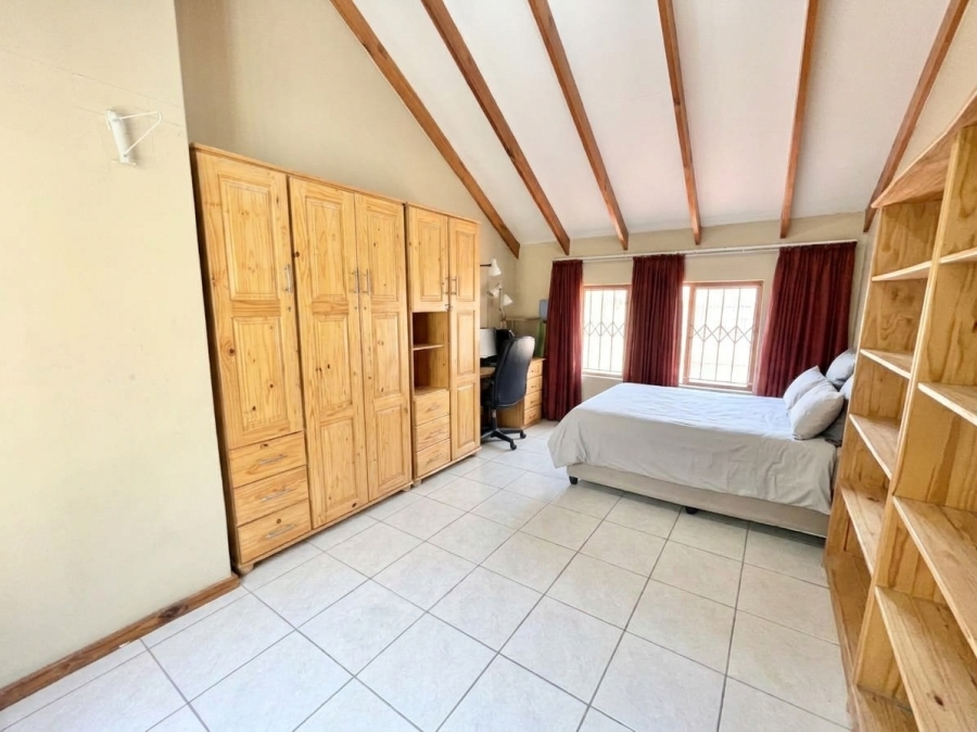 4 Bedroom Property for Sale in Barbeque Downs Gauteng