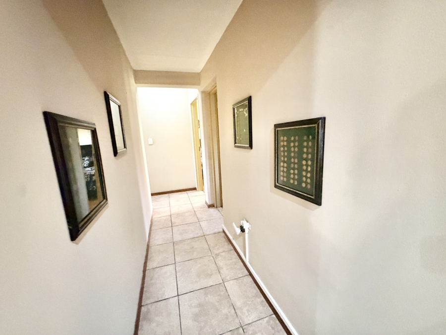 4 Bedroom Property for Sale in Barbeque Downs Gauteng