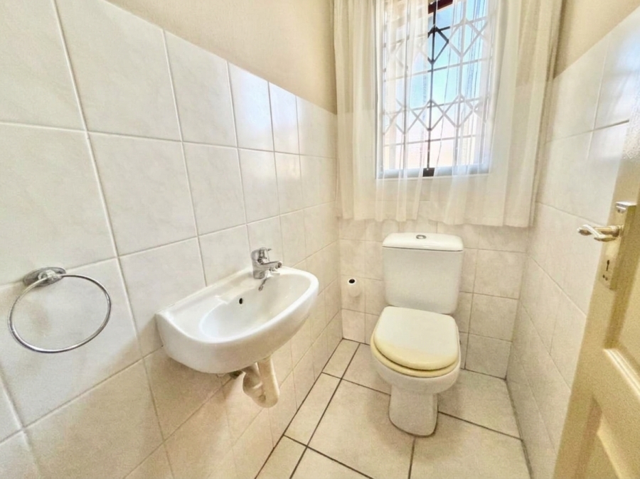 4 Bedroom Property for Sale in Barbeque Downs Gauteng