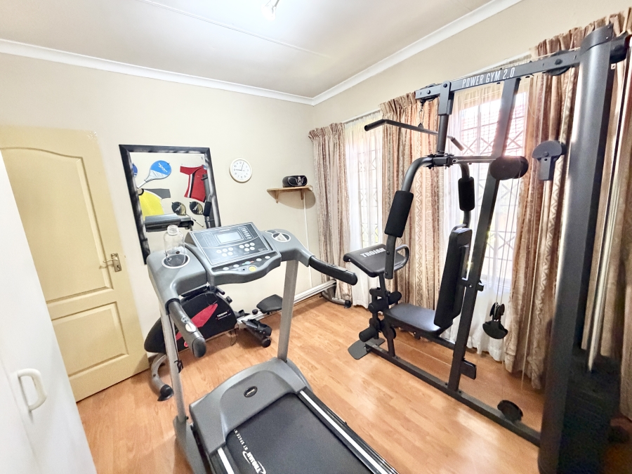 4 Bedroom Property for Sale in Barbeque Downs Gauteng