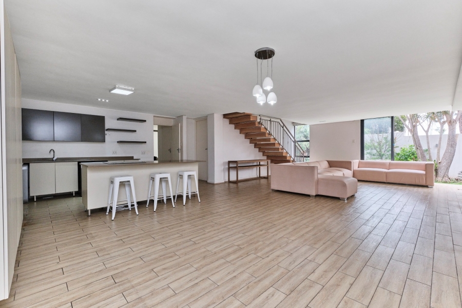5 Bedroom Property for Sale in Morningside Gauteng