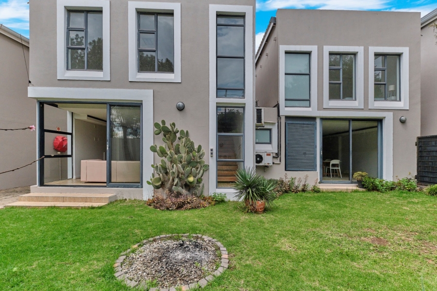 5 Bedroom Property for Sale in Morningside Gauteng