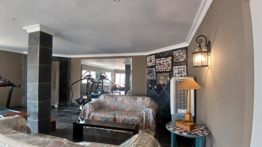 4 Bedroom Property for Sale in Greenhills Gauteng