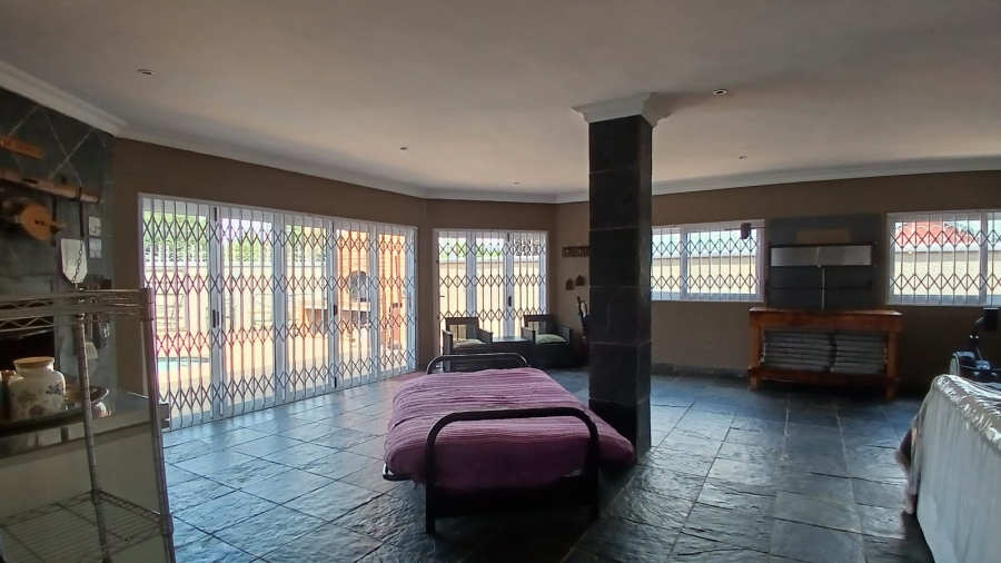 4 Bedroom Property for Sale in Greenhills Gauteng