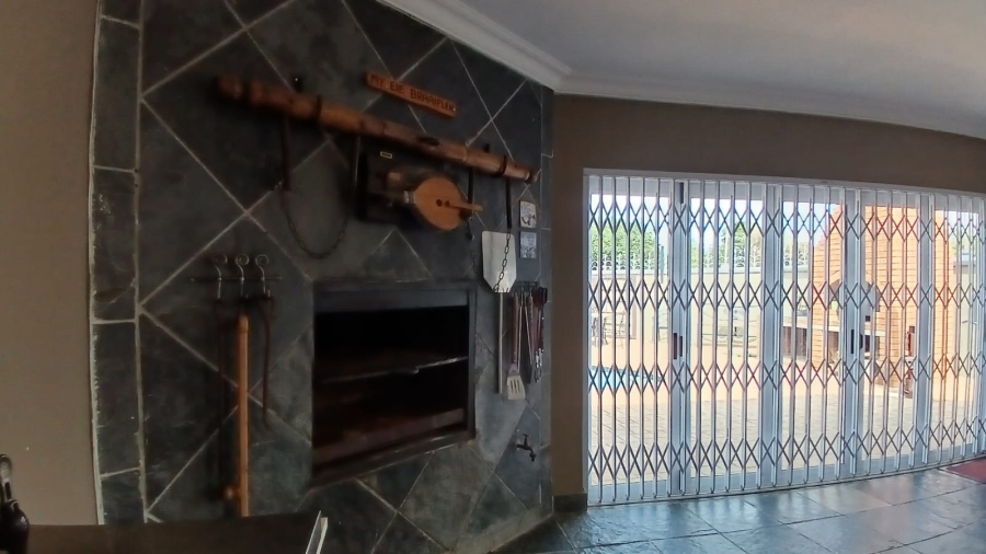 4 Bedroom Property for Sale in Greenhills Gauteng