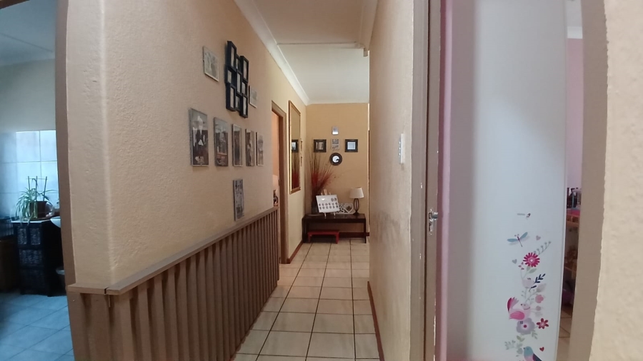 3 Bedroom Property for Sale in Mindalore Gauteng