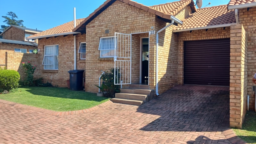 2 Bedroom Property for Sale in Groblerpark Gauteng