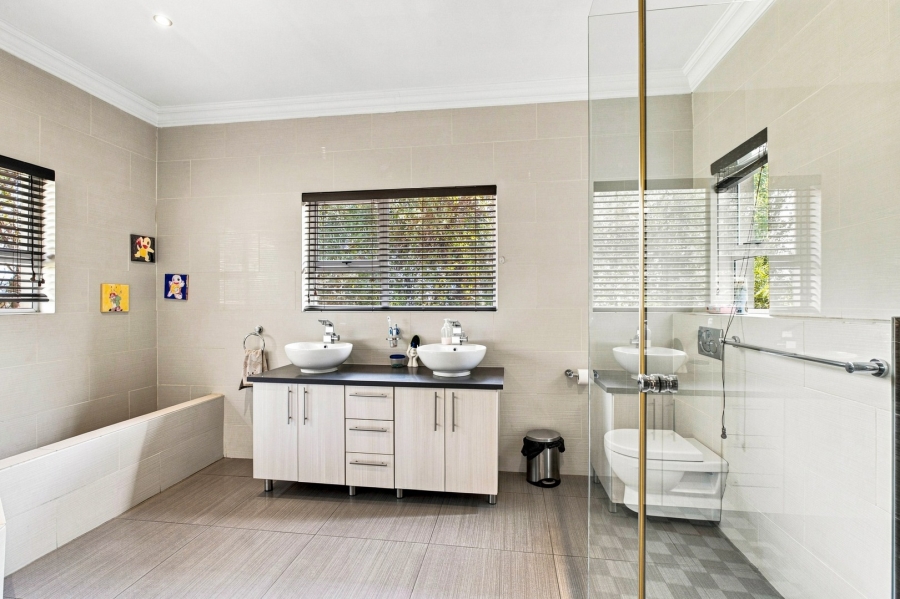 4 Bedroom Property for Sale in Dainfern Golf Estate Gauteng
