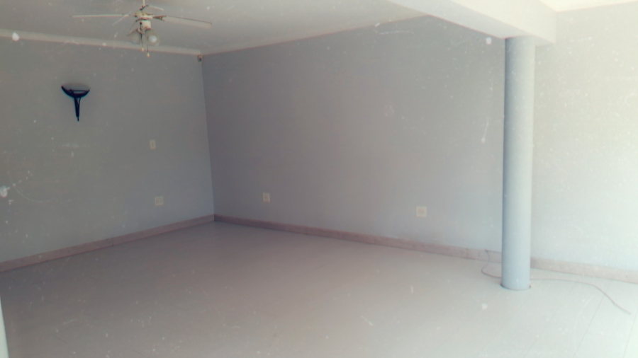 5 Bedroom Property for Sale in New Redruth Gauteng
