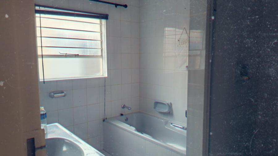 5 Bedroom Property for Sale in New Redruth Gauteng