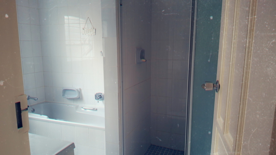 5 Bedroom Property for Sale in New Redruth Gauteng