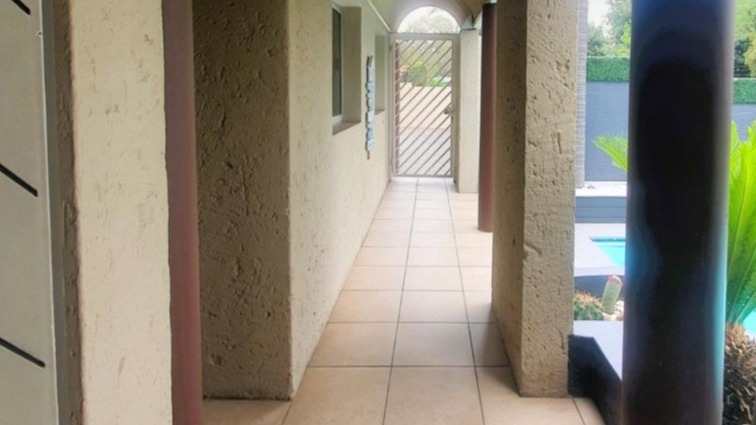 5 Bedroom Property for Sale in New Redruth Gauteng