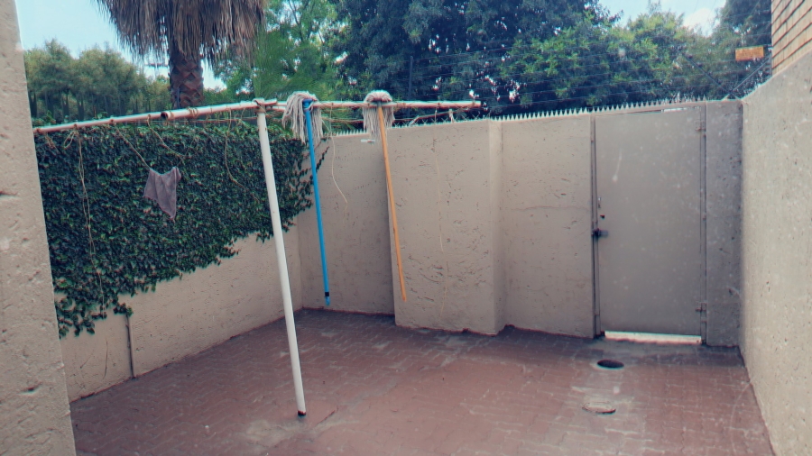 5 Bedroom Property for Sale in New Redruth Gauteng
