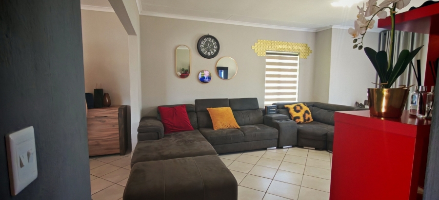 3 Bedroom Property for Sale in Brackenhurst Gauteng