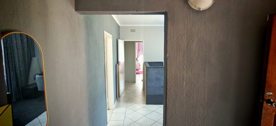 3 Bedroom Property for Sale in Brackenhurst Gauteng