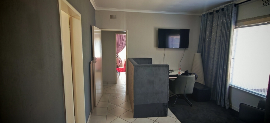 3 Bedroom Property for Sale in Brackenhurst Gauteng