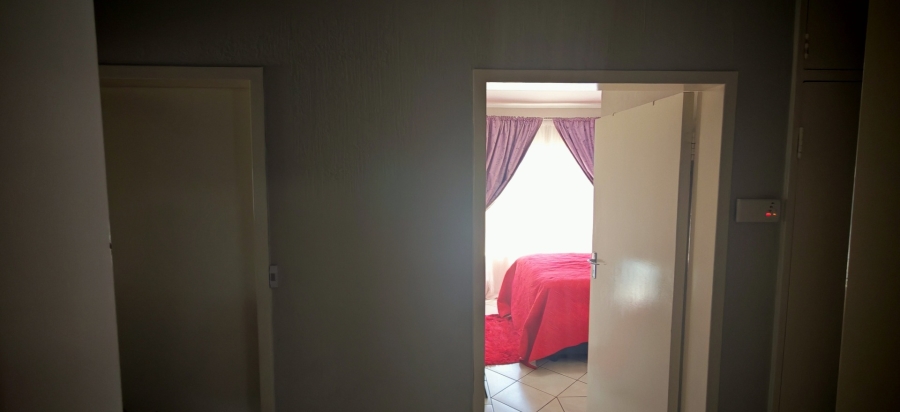 3 Bedroom Property for Sale in Brackenhurst Gauteng