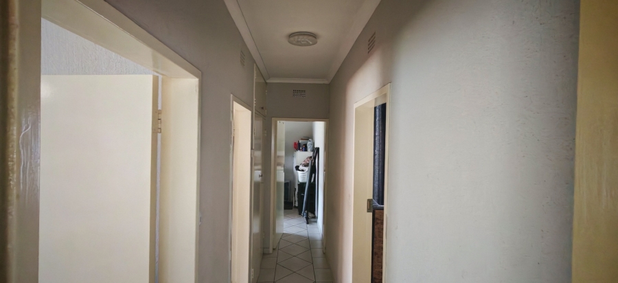 3 Bedroom Property for Sale in Brackenhurst Gauteng