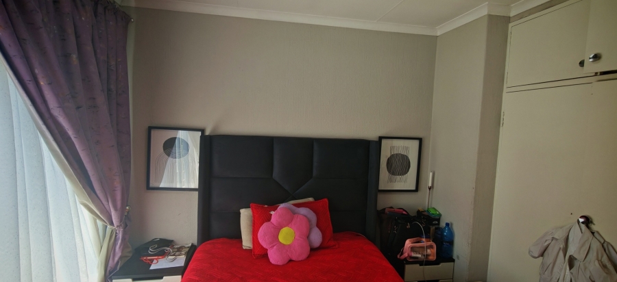 3 Bedroom Property for Sale in Brackenhurst Gauteng