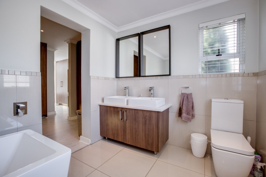 3 Bedroom Property for Sale in Dainfern Golf Estate Gauteng