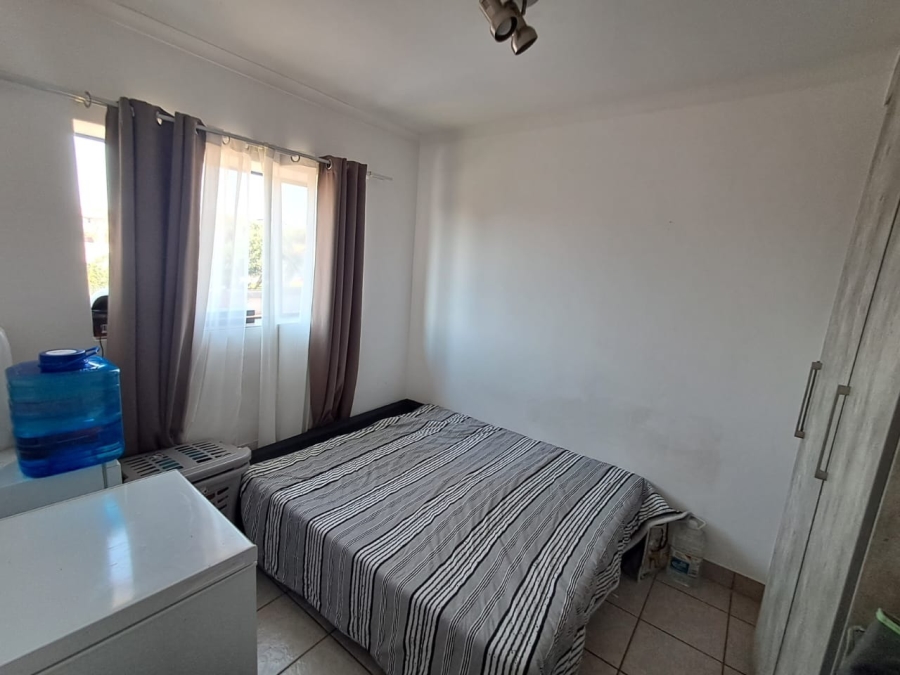2 Bedroom Property for Sale in Monavoni Gauteng