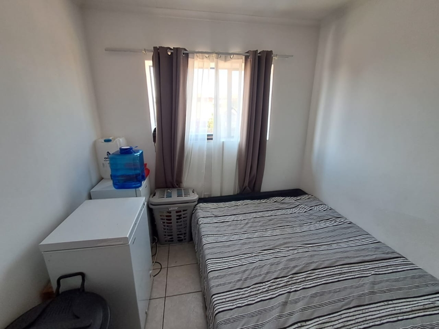 2 Bedroom Property for Sale in Monavoni Gauteng