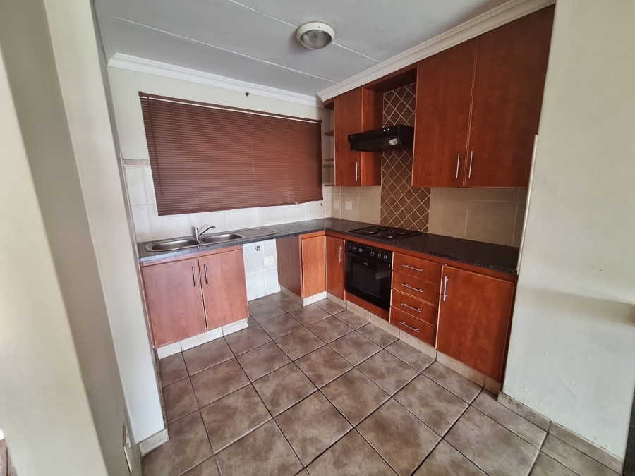 2 Bedroom Property for Sale in Montana Gauteng