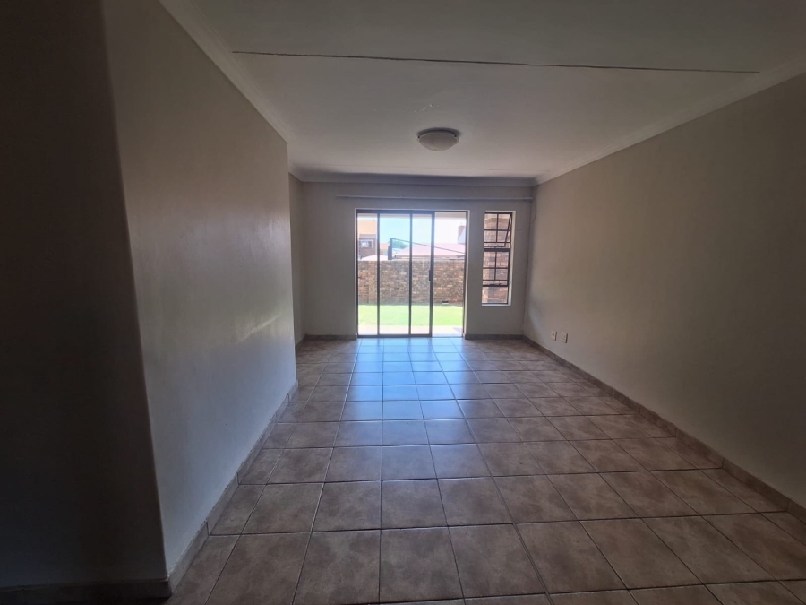 2 Bedroom Property for Sale in Montana Gauteng