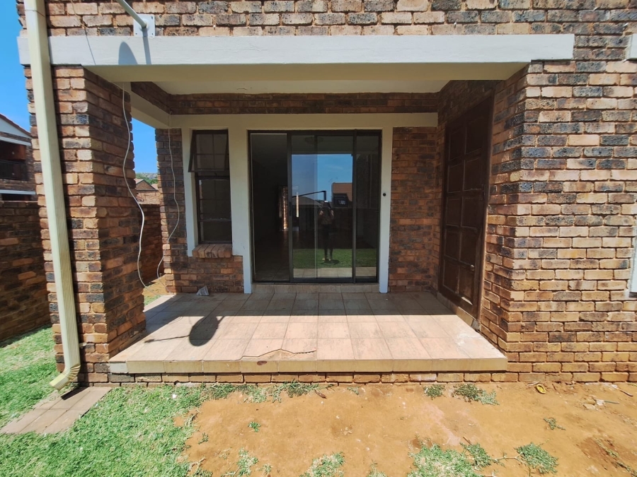 2 Bedroom Property for Sale in Montana Gauteng