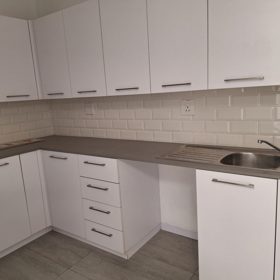 To Let Commercial Property for Rent in Sandhurst Gauteng