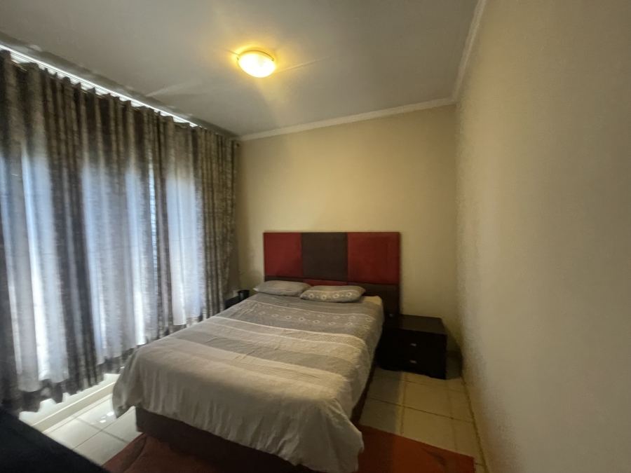 To Let 2 Bedroom Property for Rent in Noordwyk Gauteng