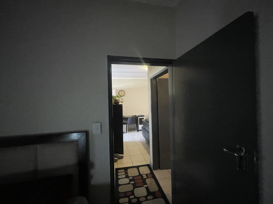 To Let 2 Bedroom Property for Rent in Noordwyk Gauteng