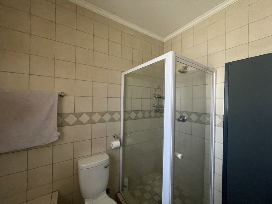 To Let 2 Bedroom Property for Rent in Noordwyk Gauteng