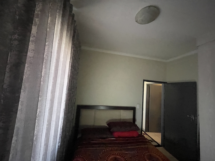 2 Bedroom Property for Sale in Noordwyk Gauteng