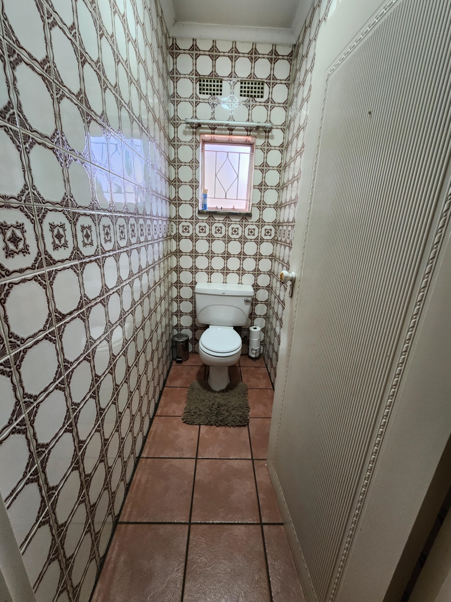4 Bedroom Property for Sale in Vanderbijlpark SE 2 Gauteng