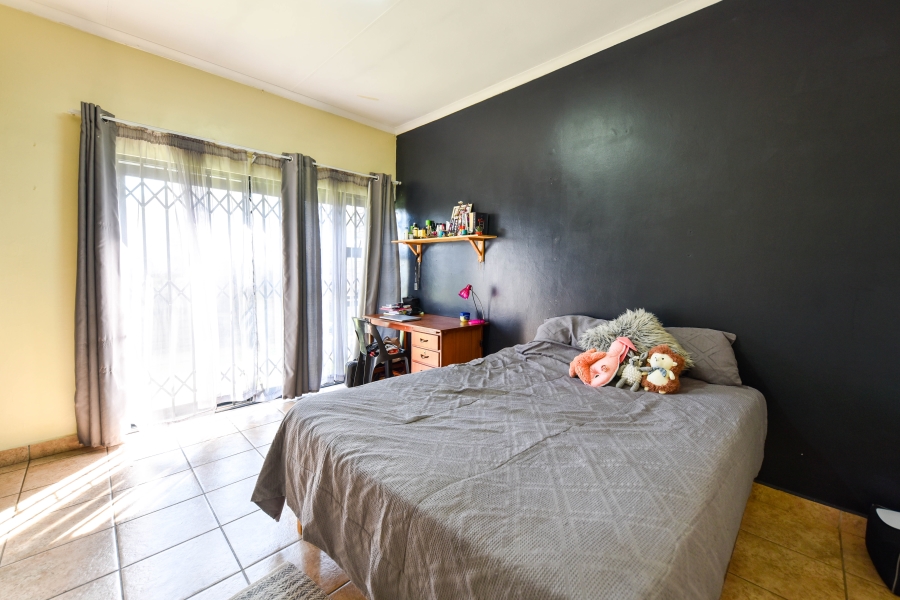 4 Bedroom Property for Sale in Sinoville Gauteng