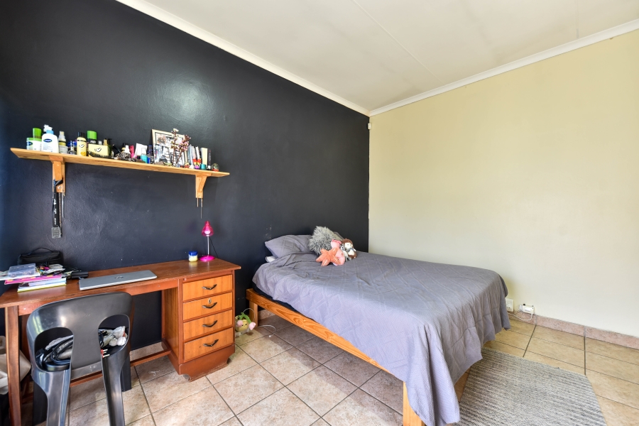 4 Bedroom Property for Sale in Sinoville Gauteng