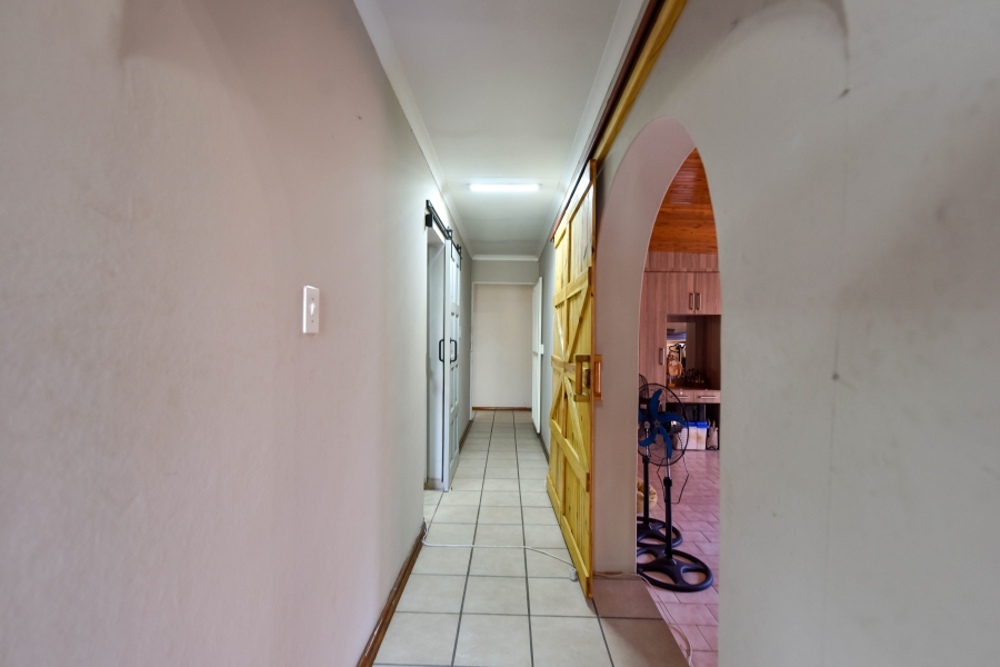 4 Bedroom Property for Sale in Sinoville Gauteng