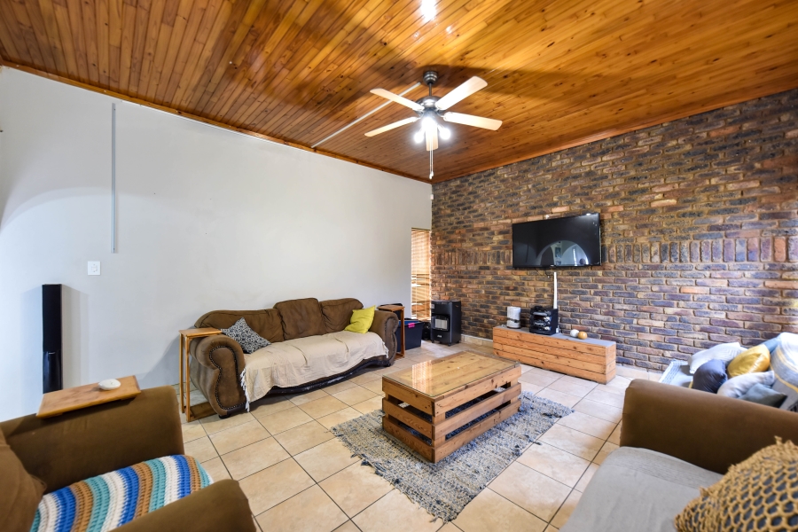 4 Bedroom Property for Sale in Sinoville Gauteng