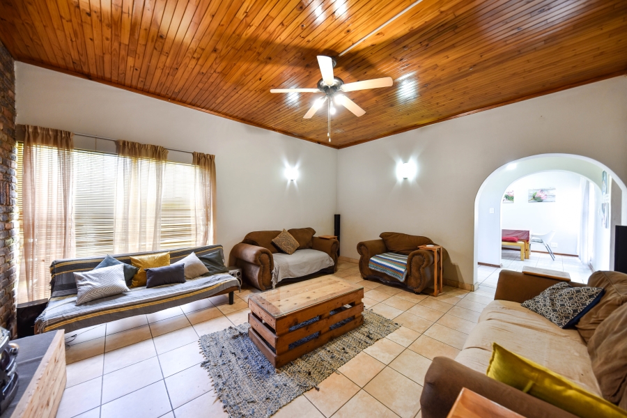 4 Bedroom Property for Sale in Sinoville Gauteng