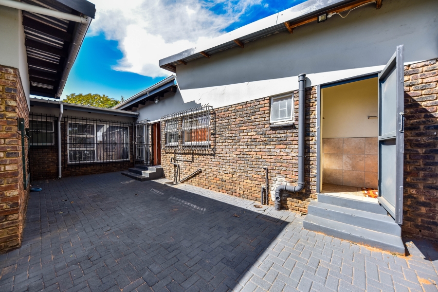 4 Bedroom Property for Sale in Sinoville Gauteng