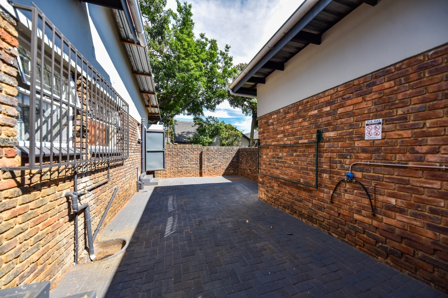 4 Bedroom Property for Sale in Sinoville Gauteng