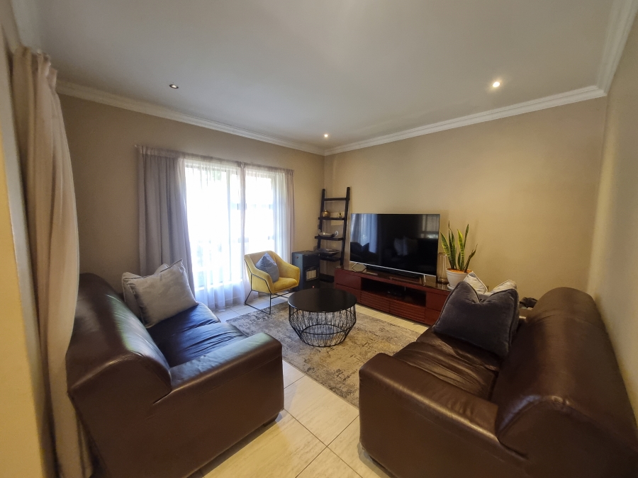 To Let 3 Bedroom Property for Rent in Equestria Gauteng