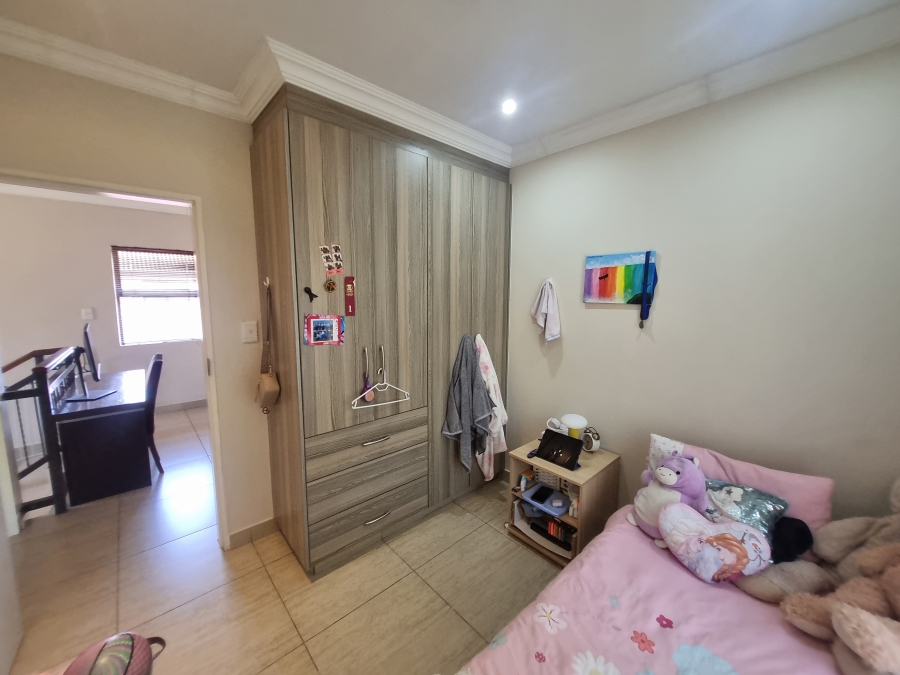 To Let 3 Bedroom Property for Rent in Equestria Gauteng